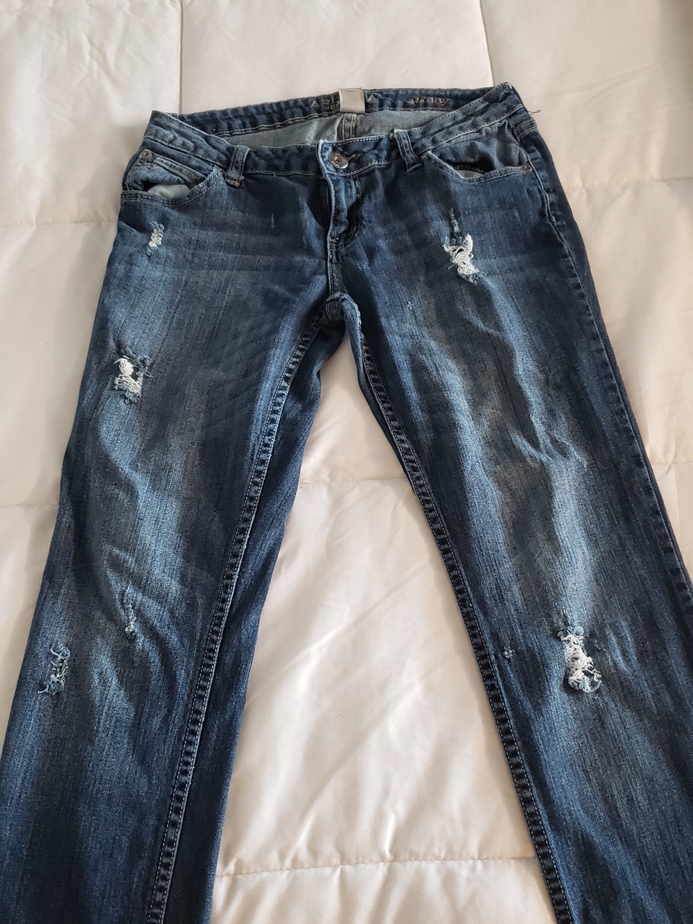 Womens Arizona  Skinny Distressed Blue Jeans